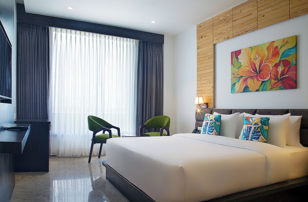 Premium Double Room, City View