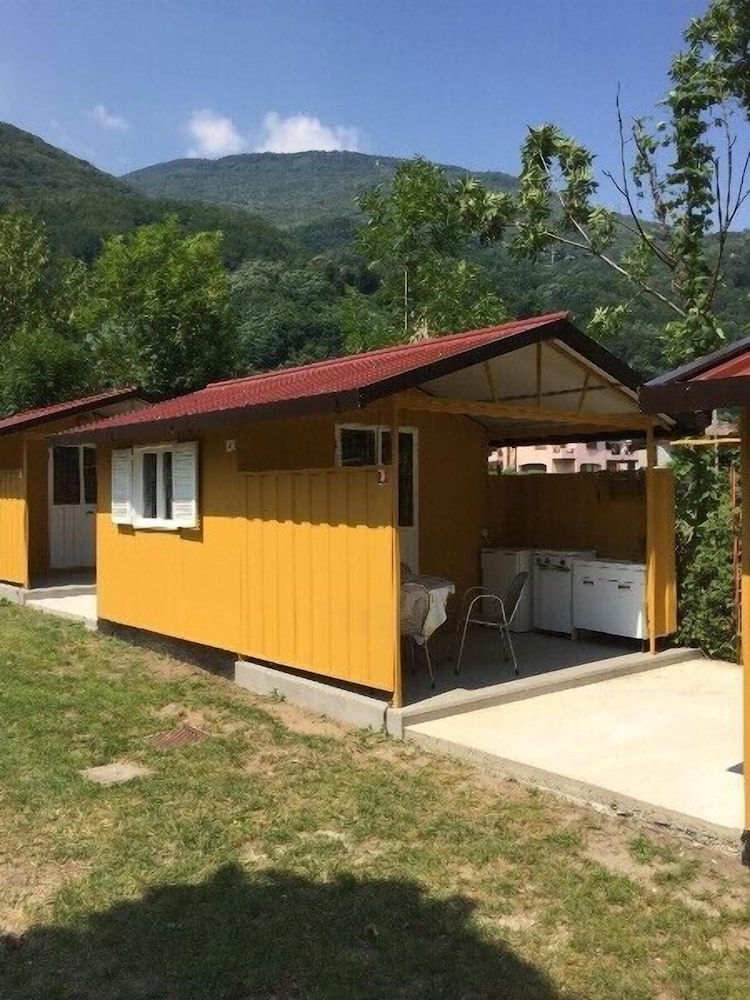 Economy Cabin, 1 Bedroom, Shared Bathroom photo 2
