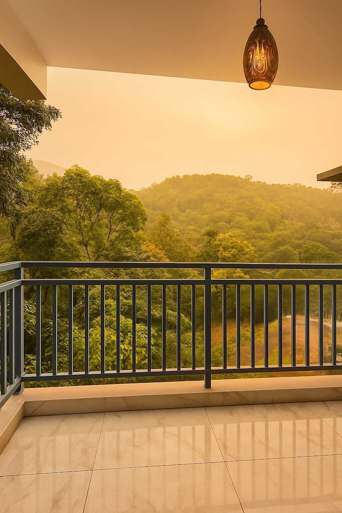 Superior Double Room, Balcony, Valley View