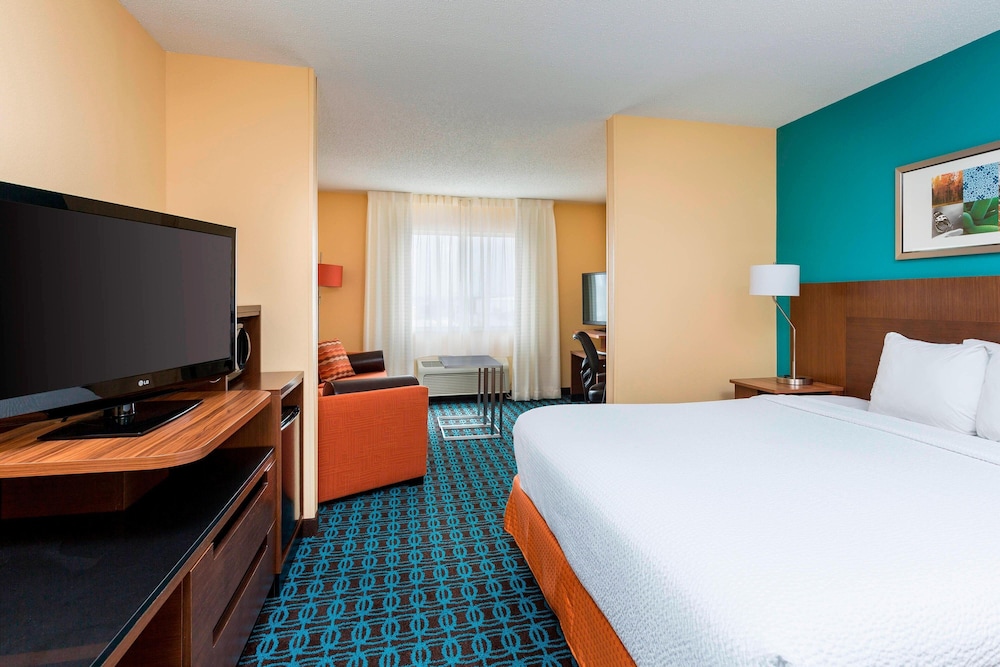 Executive Suite, 1 King Bed with Sofa bed photo 1