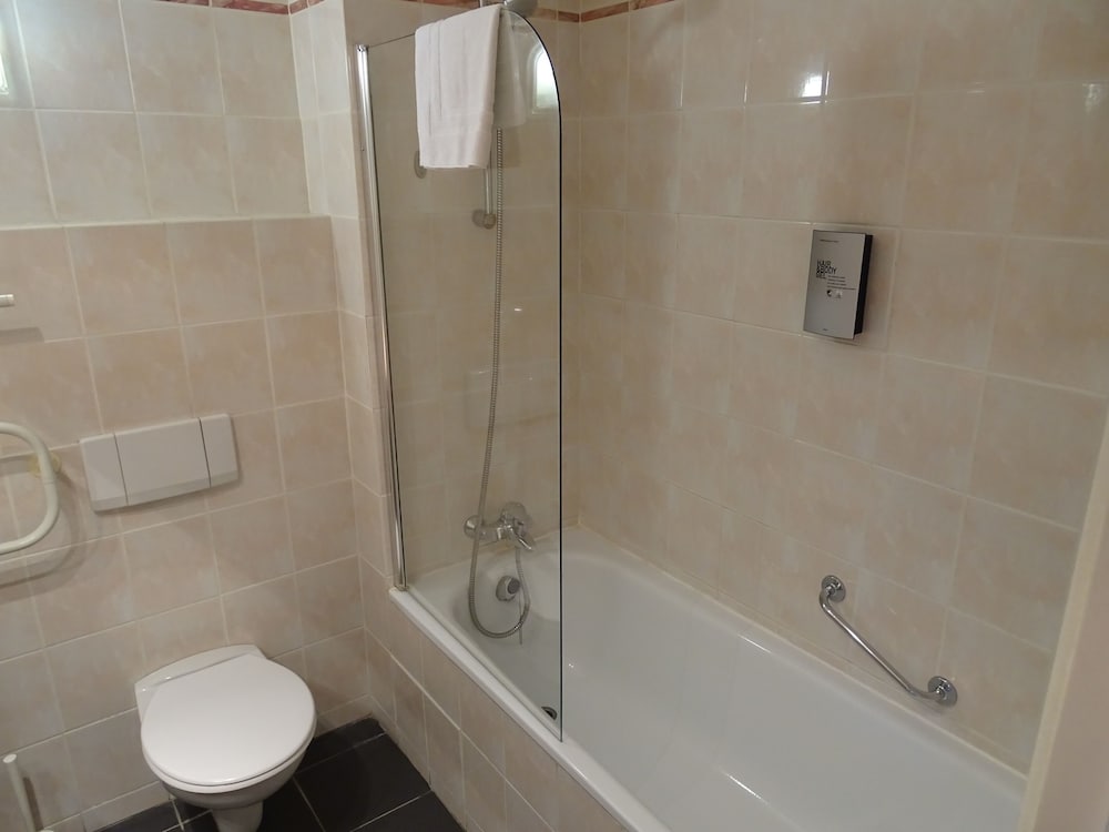Budget Double Room - Photo 3