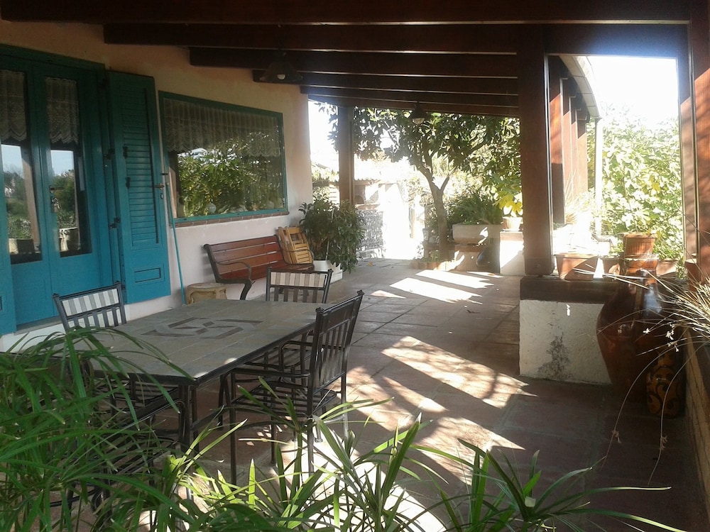 Deluxe Quadruple Room (Trullo D'Oro) photo 2