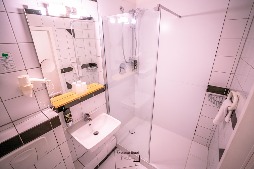 Comfort Double Room, 1 Queen Bed, City View (Neu!) photo 3