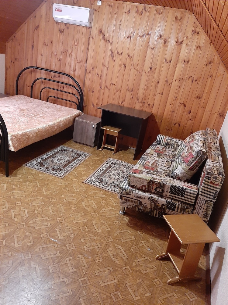 Classic Triple Room photo 1