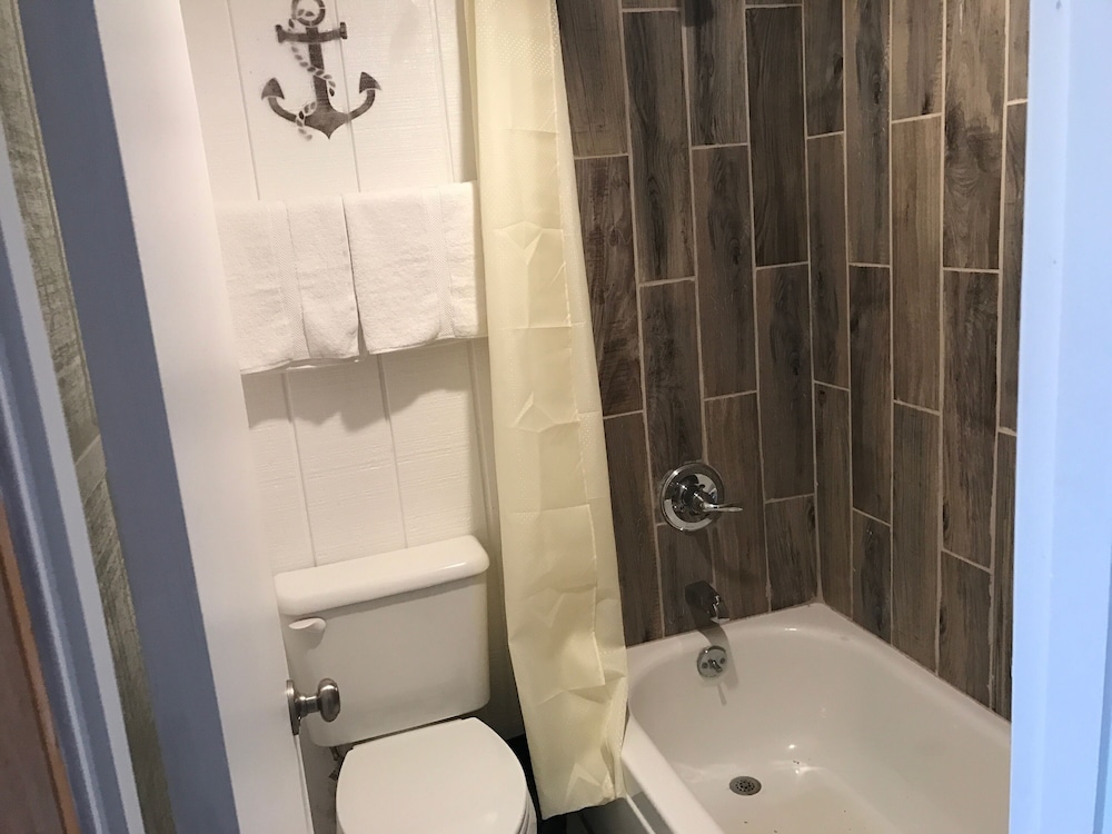 Basic Single Room photo 3
