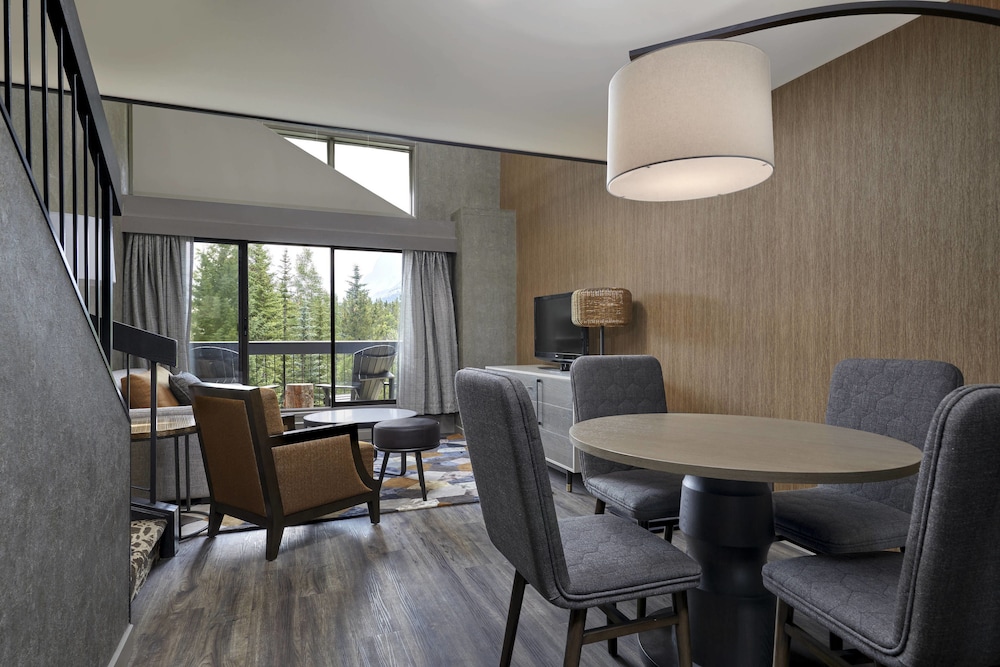 Loft, 1 Bedroom, Balcony - Photo 1
