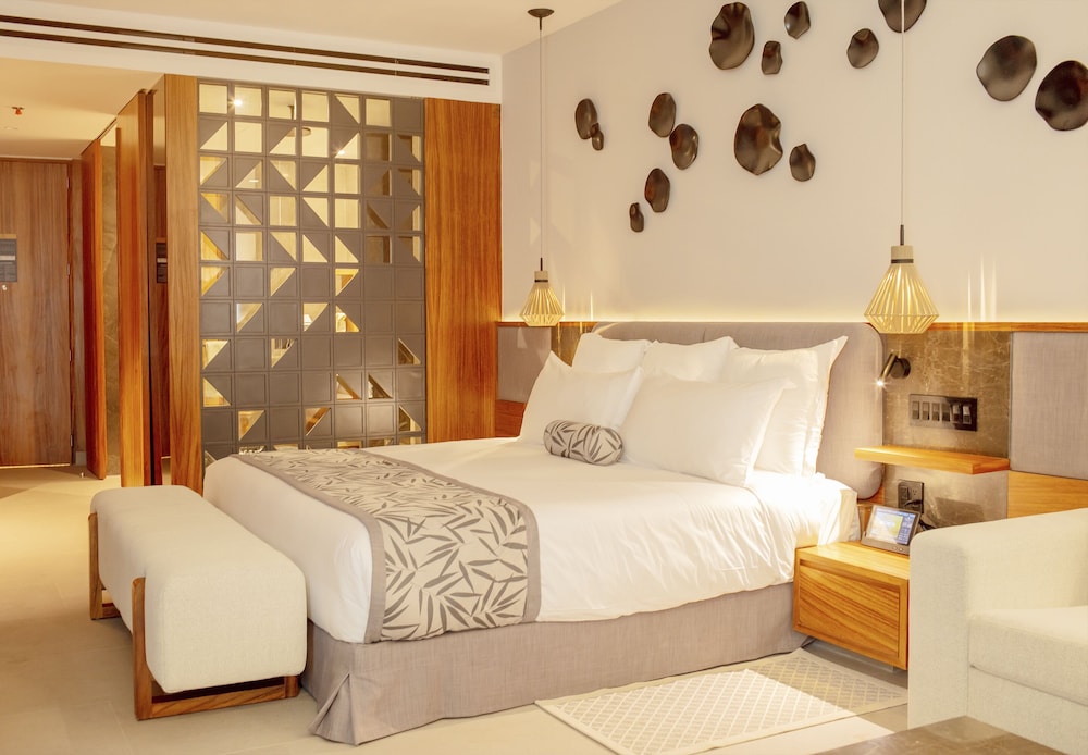 Junior Suite Panoramic View