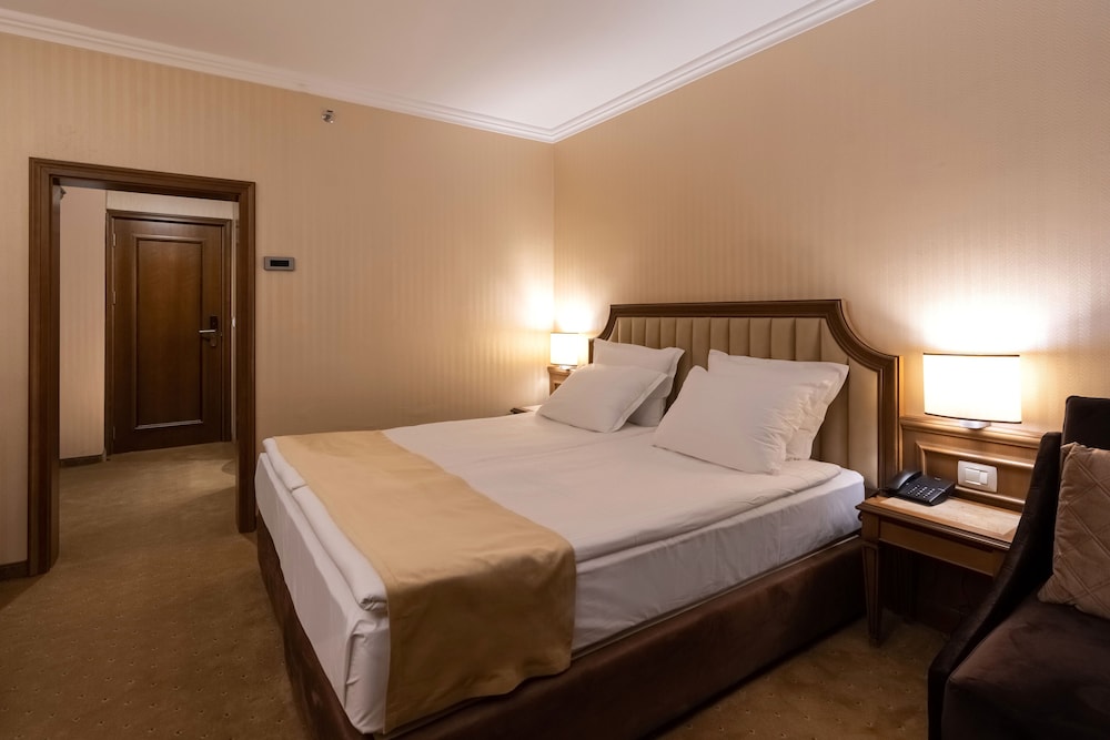 Premium Double Room (High Floor) photo 3