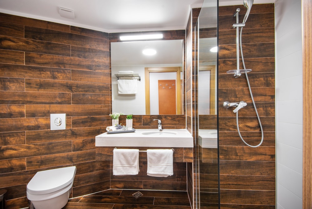 Standard Double Room - Photo 6