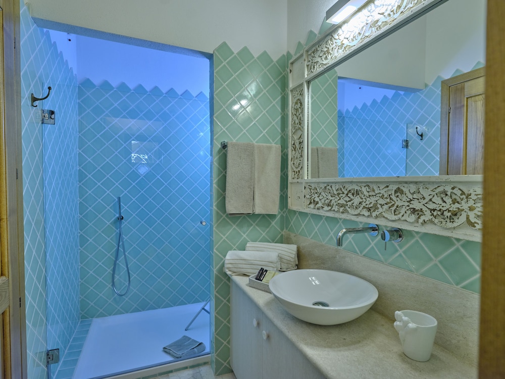 Apartment, 2 Bedrooms, Annex Building photo 2