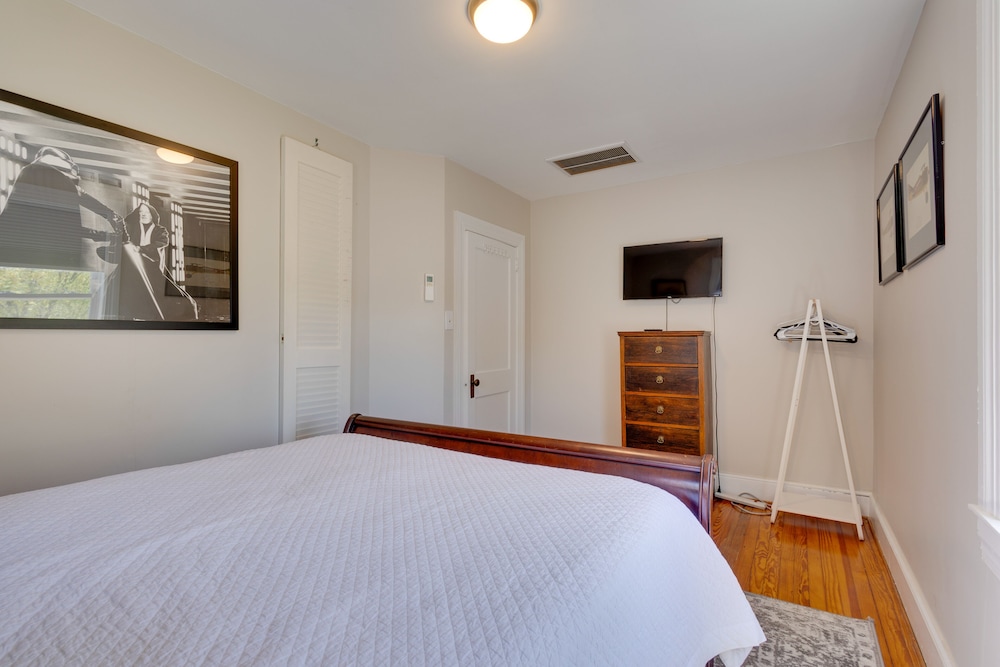 House (4 Bedrooms) photo 2