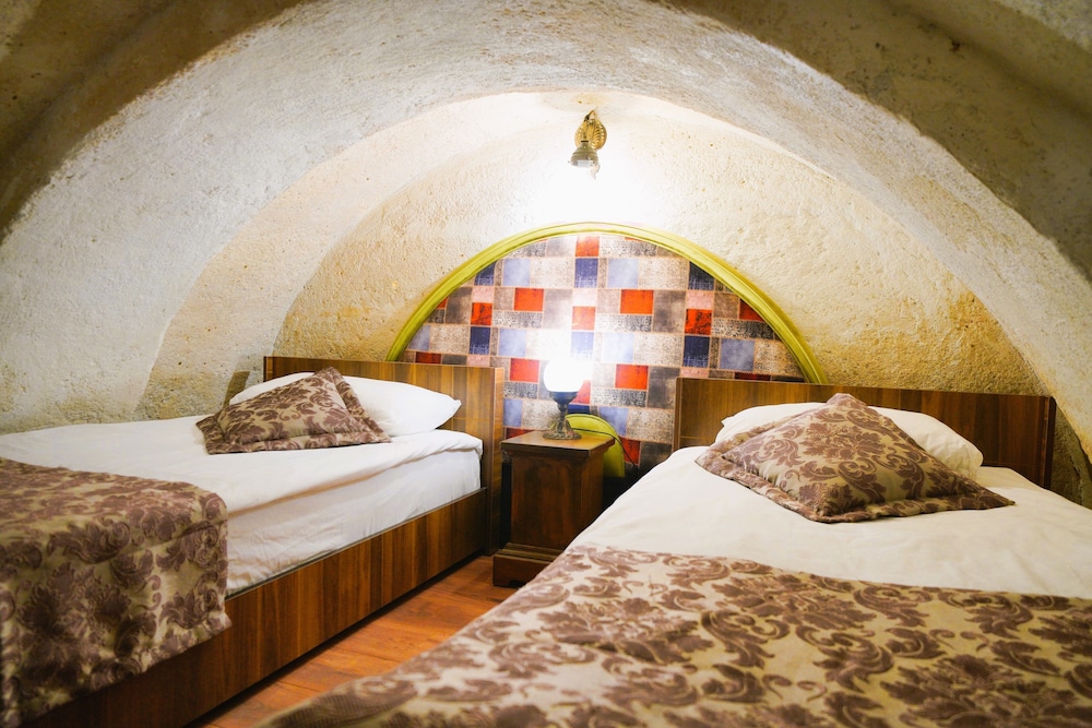 Duplex Stone Room photo 2