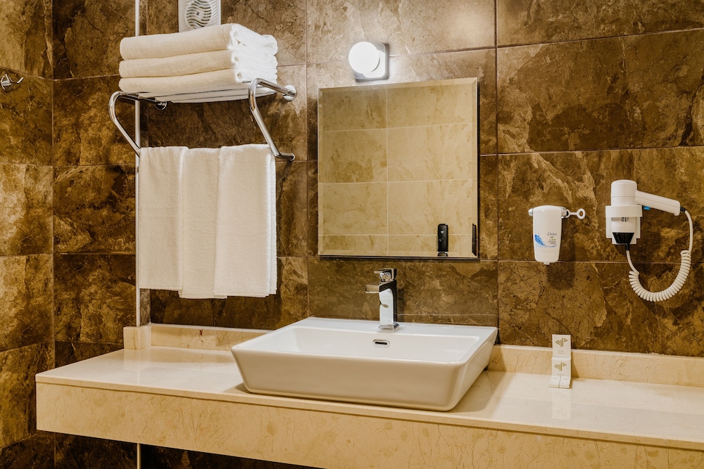 Standard Triple Room, Sea View - Photo 4