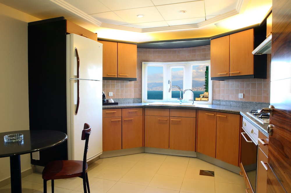 Royal Suite photo 2