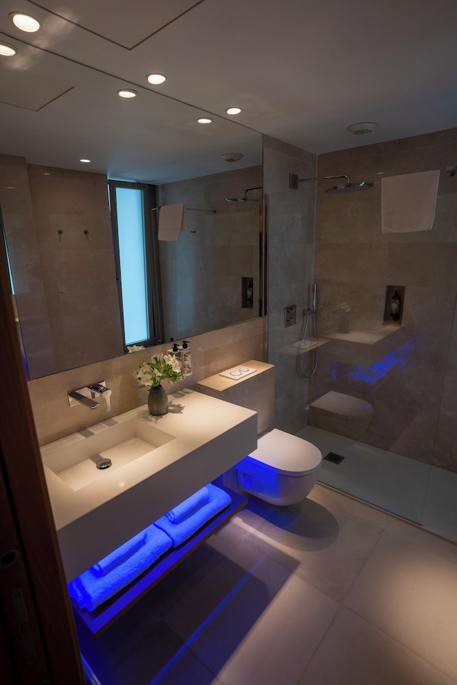 Double Room - Photo 5