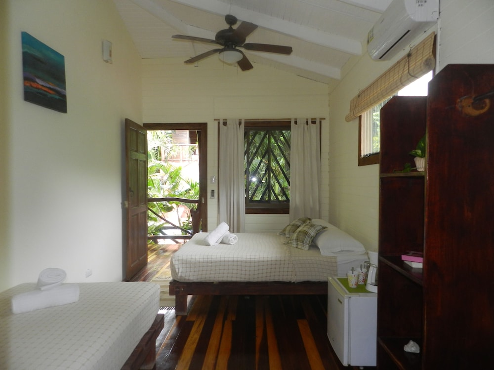 Deluxe Room, Private Bathroom