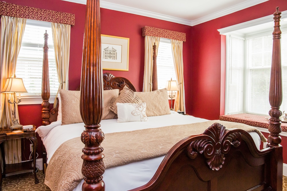 Burgundy Suite