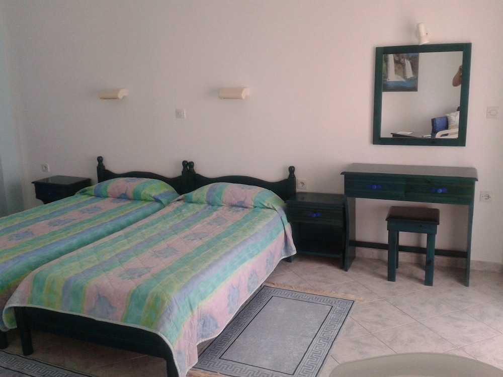 Twin Room, 2 Twin Beds, Sea View