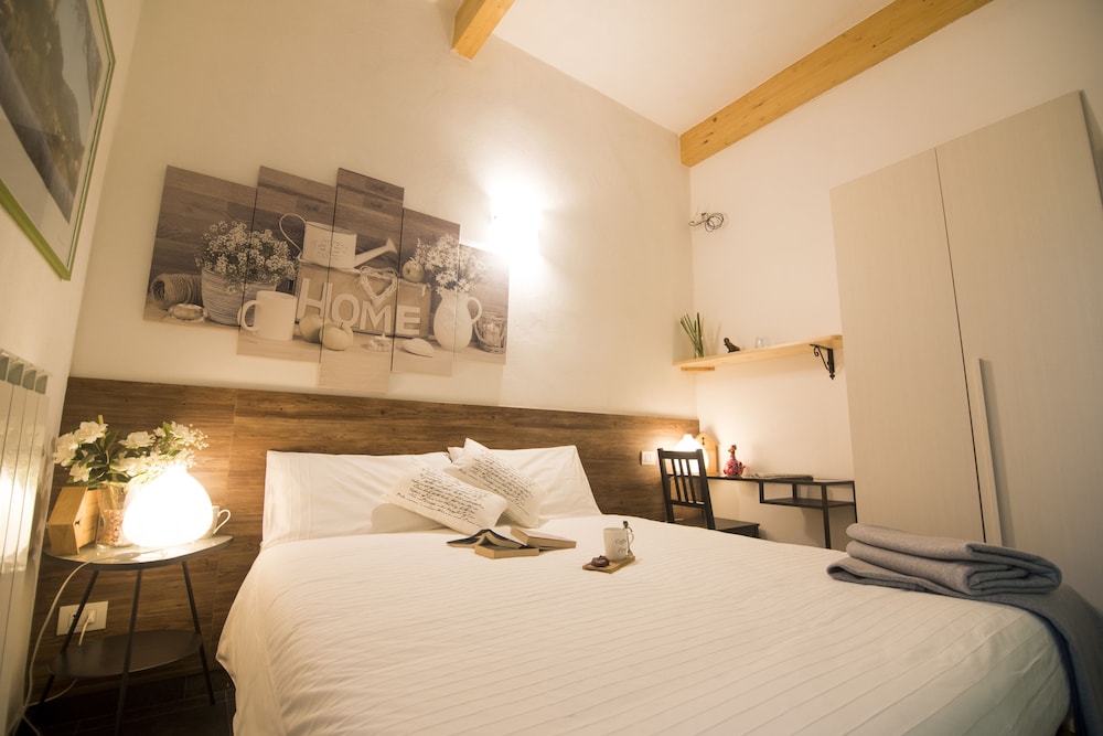 Comfort Double or Twin Room, Patio, Ground Floor photo 1