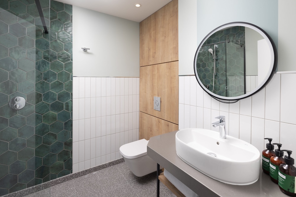 Studio Suite, 1 King Bed, Kitchenette photo 2
