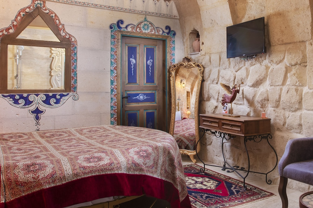 Jacuzzi Suite - Photo 5
