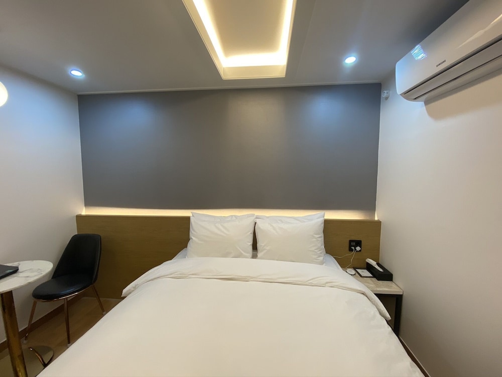 Standard Room - Photo 14