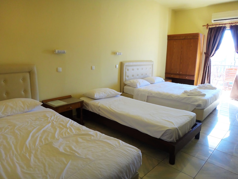 Family Room, Ground Floor (Open Plan)
