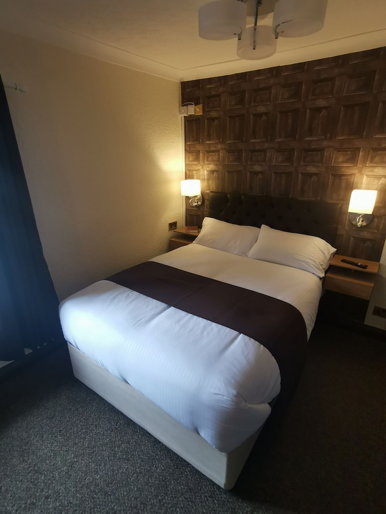 Double Room, Ensuite (Room 7 (Double Room)) - Photo 1