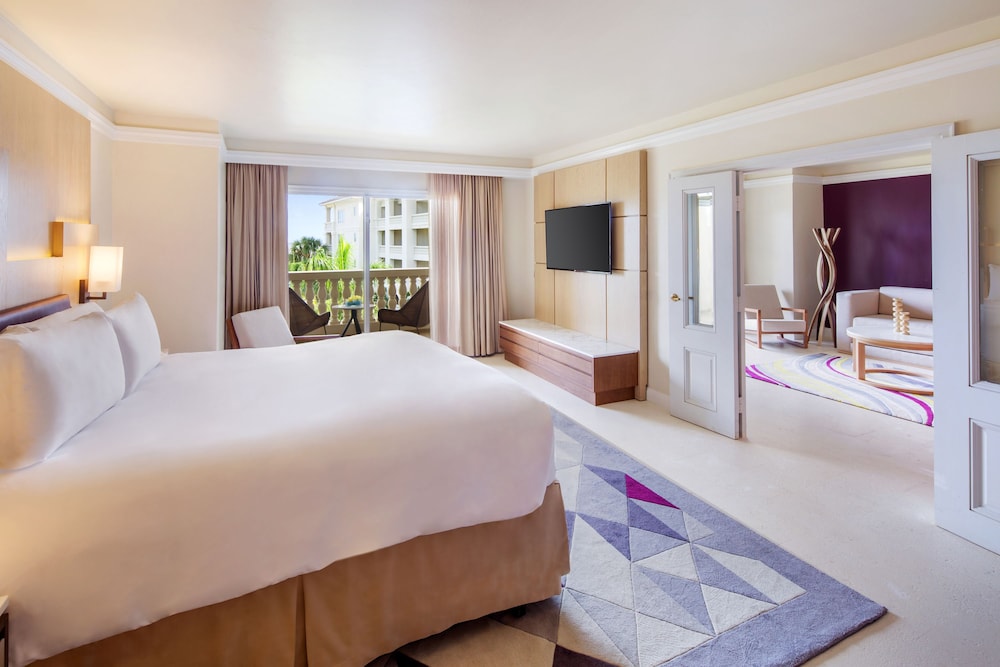 One Bedroom Ocean Front Butler Suite