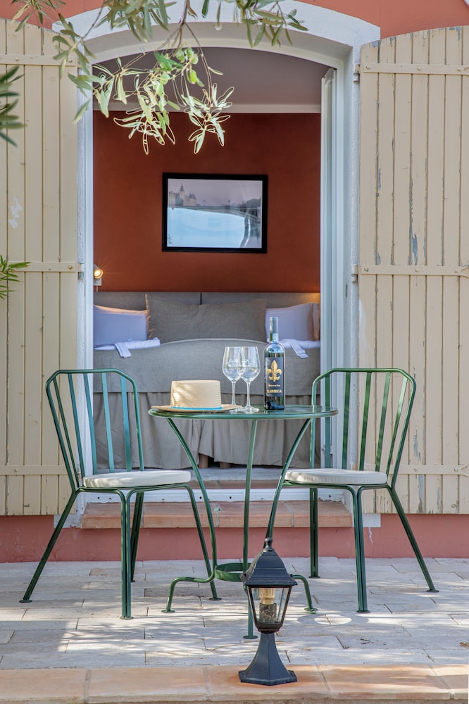Superior Terrace Room photo 2