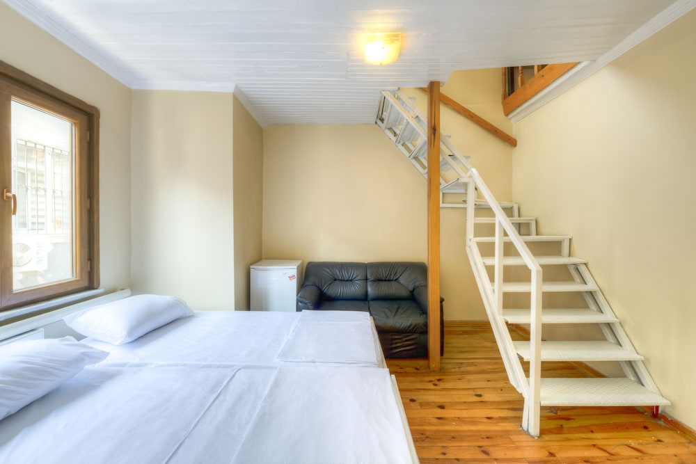 Economy Loft photo 2