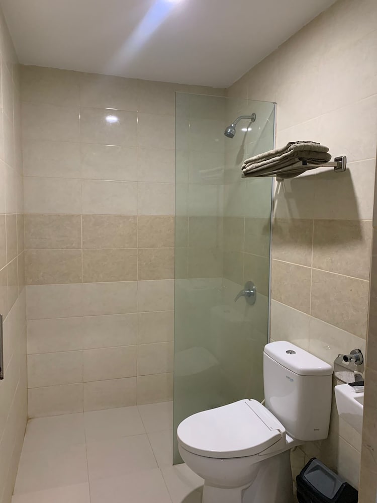 Standard Room, 1 Bedroom, Smoking photo 2