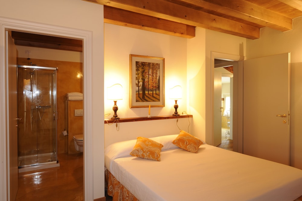 Villa, 5 Bedrooms photo 3