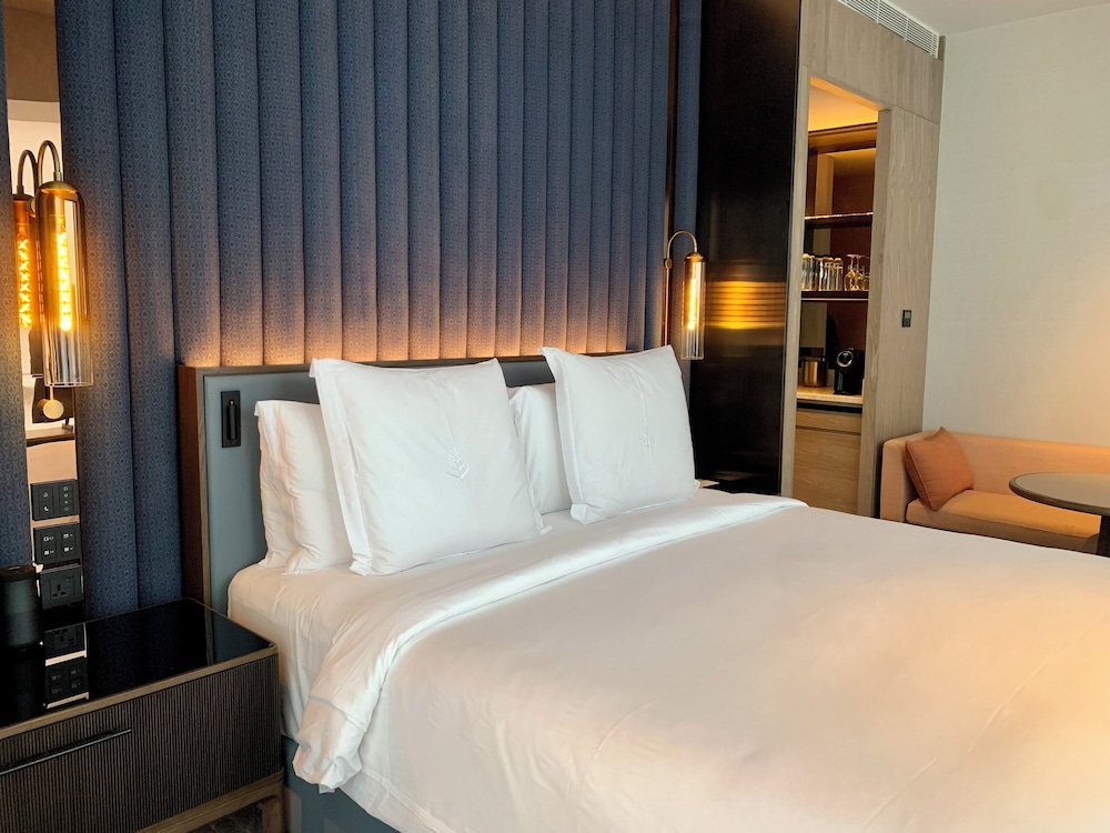 Superior Room, 1 King Bed - Photo 2
