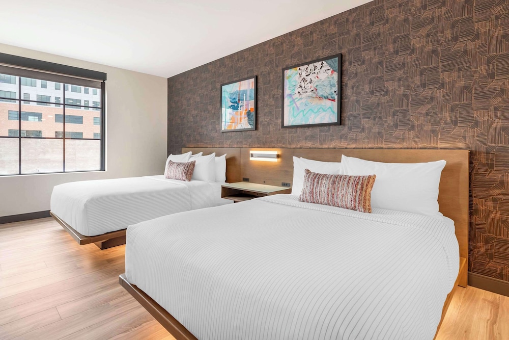 Room, 2 Queen Beds, Accessible, Non Smoking (Roll-In Shower) - Photo 1
