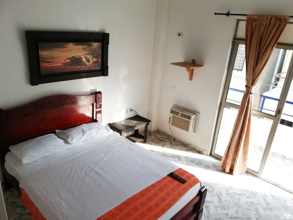 Basic Double Room, 1 Double Bed, Pool View (With A/C) photo 1