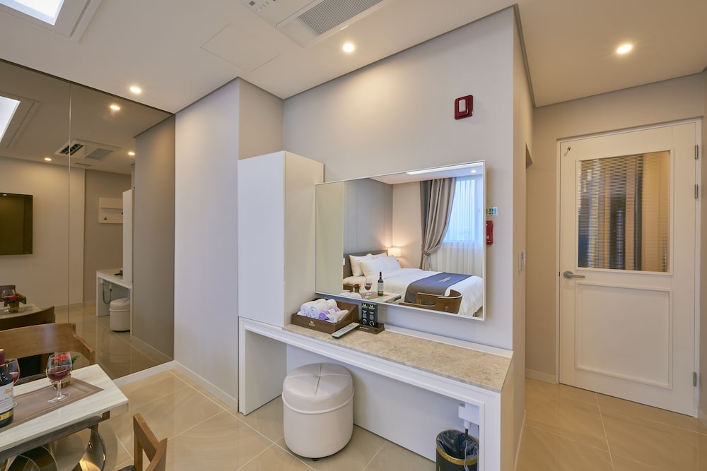 Business Double Room photo 3