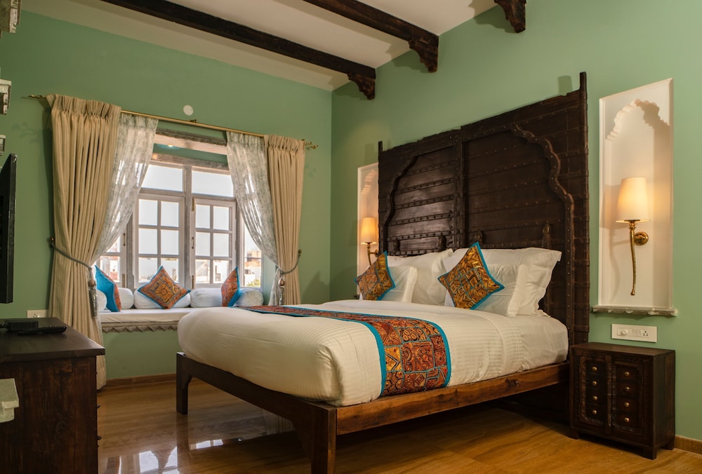 Deluxe Double Room photo 2