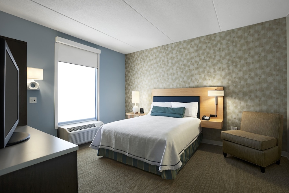 Suite, 1 Queen Bed, Accessible (Hearing)