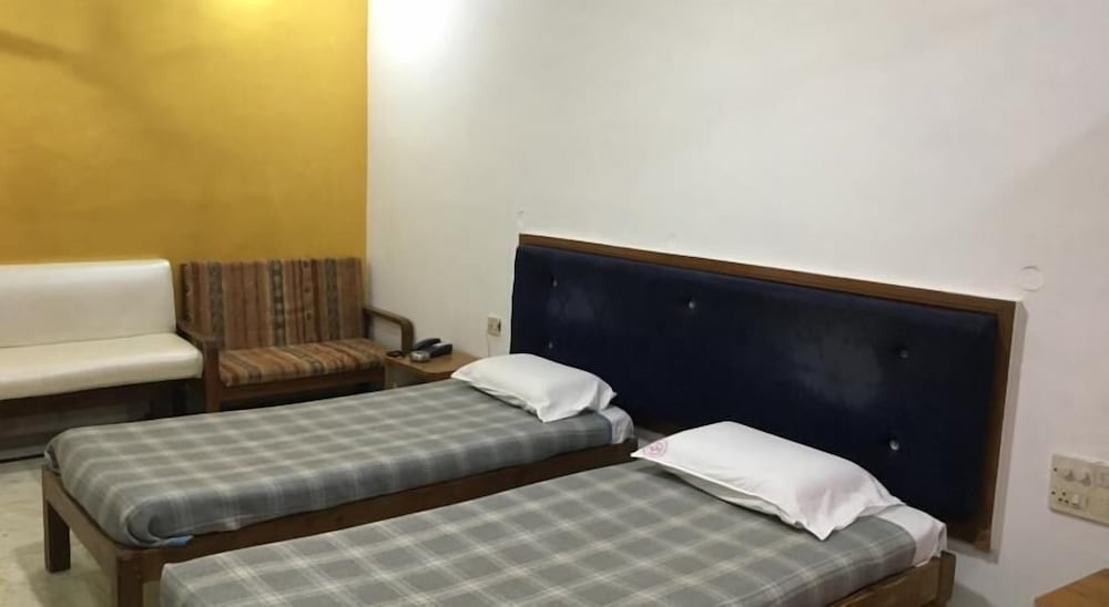 Basic Double Room, 1 Double Bed photo 1