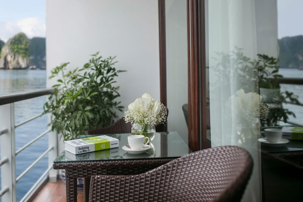Elegance Suite Triple photo 2