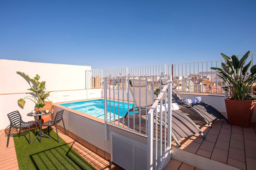 Apartment (2 Bedrooms)