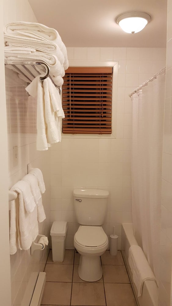 Suite #5 - 39 photo 2