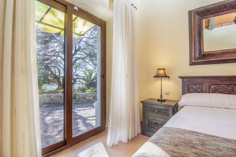 Superior Double Room - Photo 5