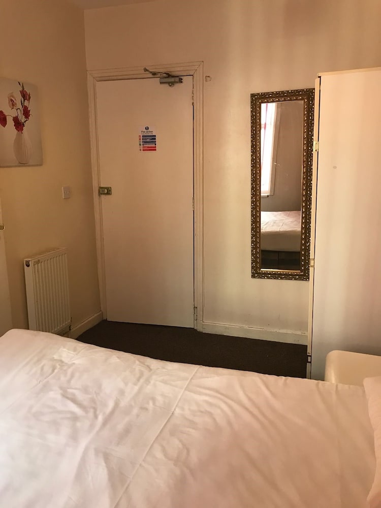 Basic Single Room, 1 Twin Bed