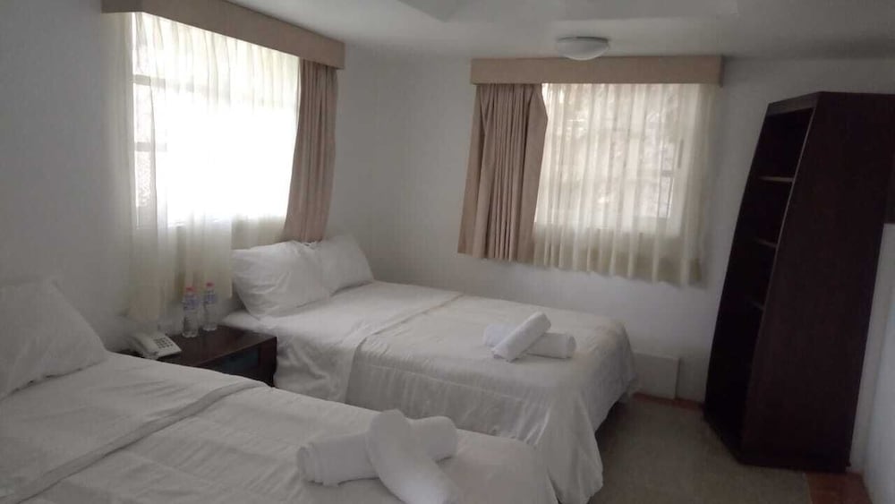 Standard Double Room photo 3