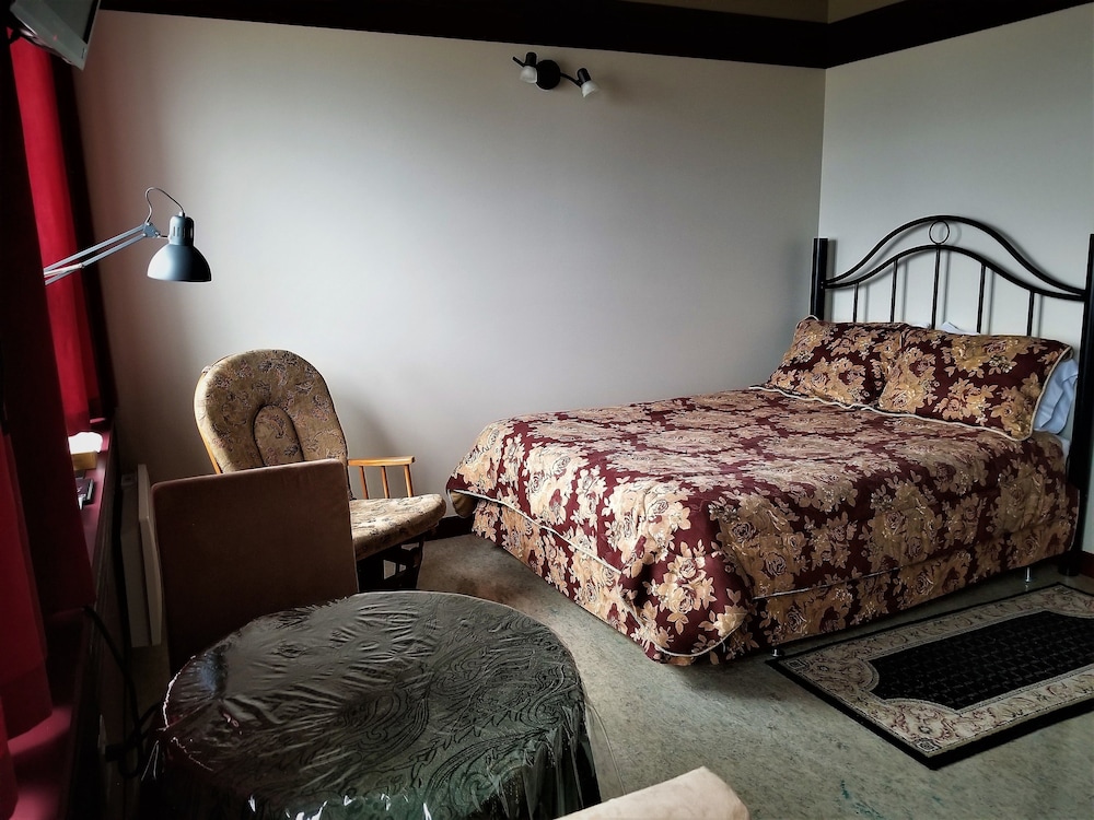 Superior Double Room, 1 Queen Bed, Private Bathroom, Sea View photo 3
