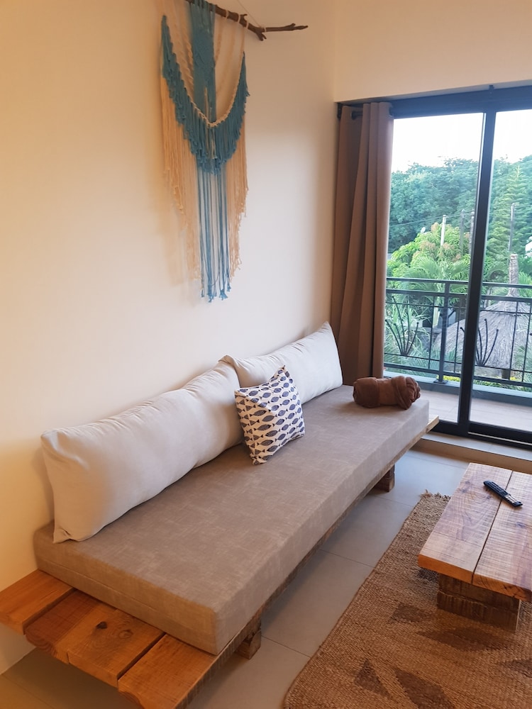 Luxury Villa photo 2