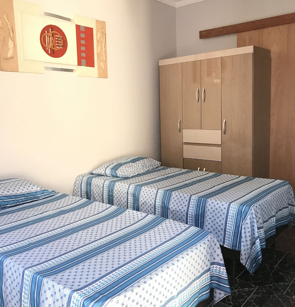 Comfort Triple Room, Private Bathroom photo 2