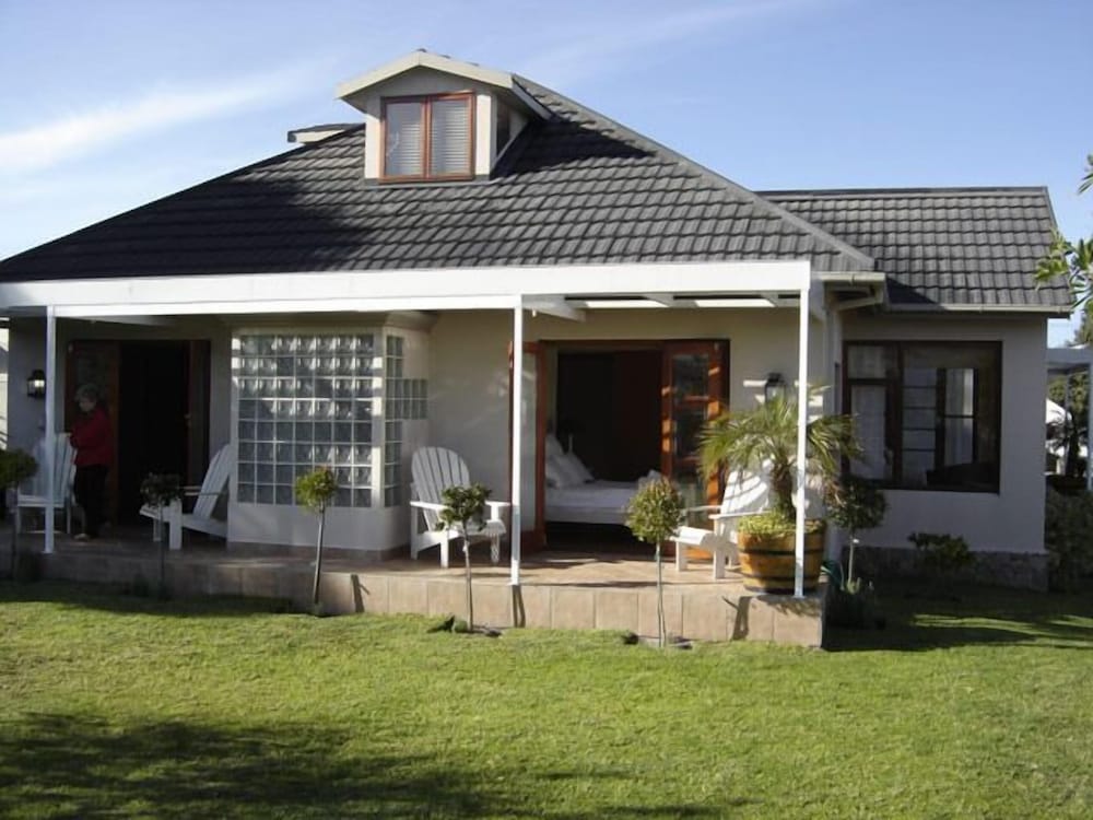 House (Main ) photo 1